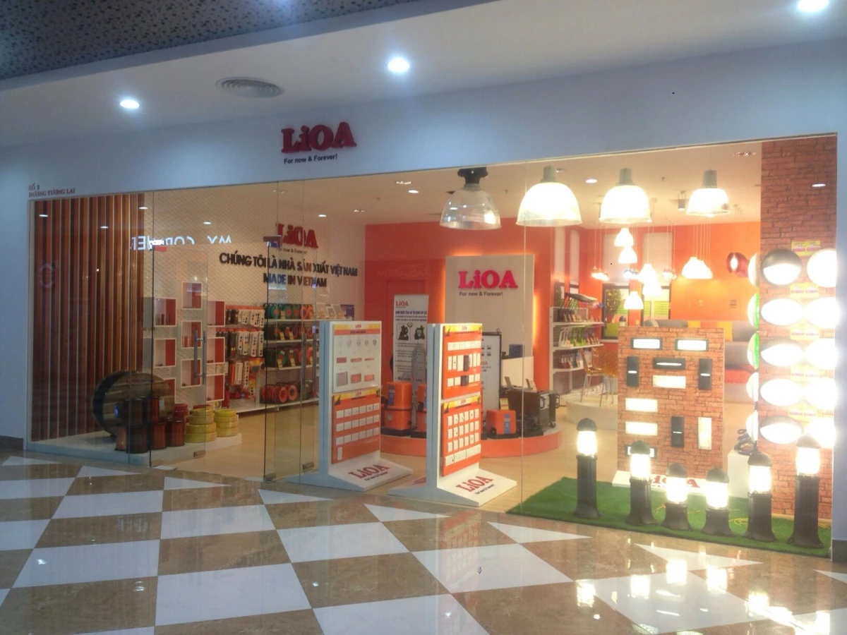 LiOA OPENED FIRST SHOWROOM IN THE MODERNTRADING CENTERS CHAIN